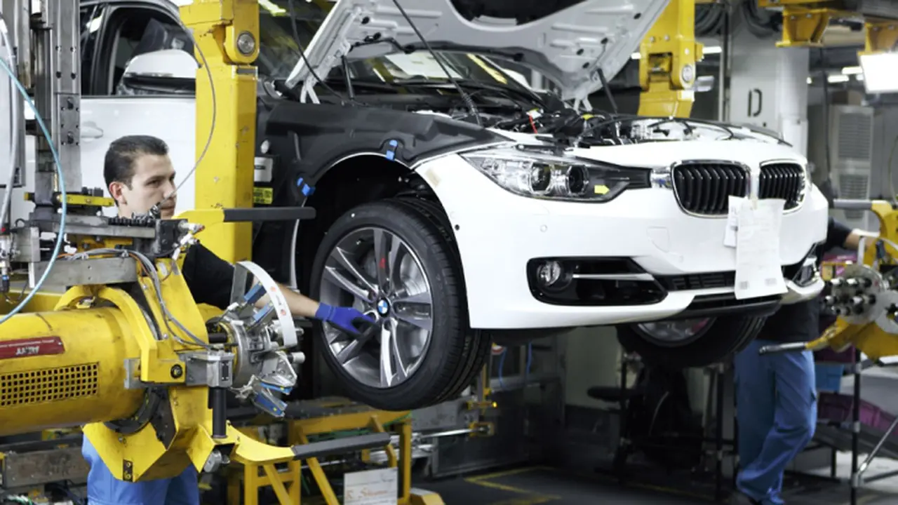 Ikuti Jejak Mercedes Benz, BMW Buka Pabrik Baru di Meksiko