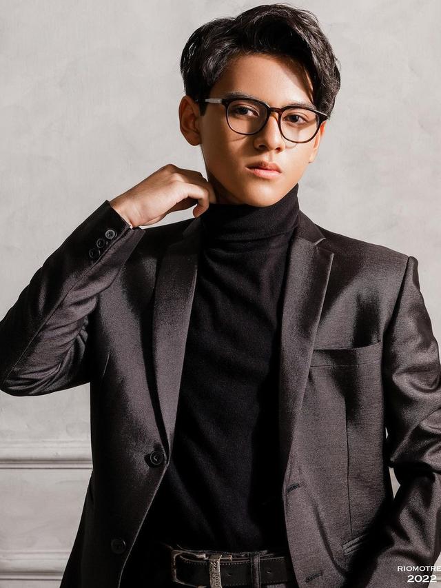 Gaya Pemotretan Terbaru 7 Pemain Dari Jendela SMP, Tampil Memukau