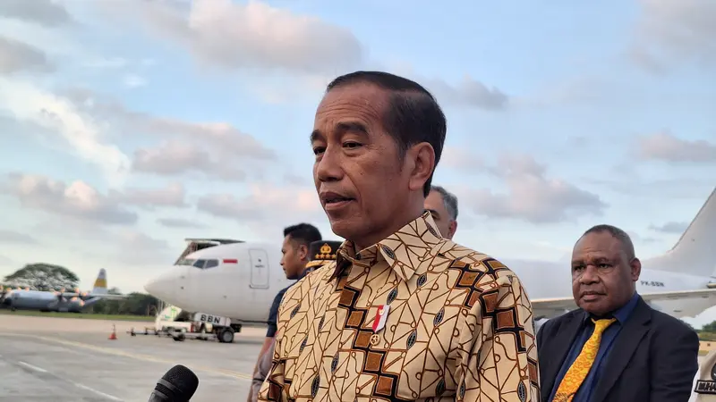 Presiden Joko Widodo atau Jokowi angkat bicara soal putra bungsunya, Kaesang Pangarep dapat maju pada pemilihan kepala daerah (Pilkada) Serentak 2024.