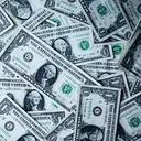 Dulu Jual Lem dan Selotip, Pria Ini Jadi Miliarder Usai Saham Perusahaan Melonjak 719%