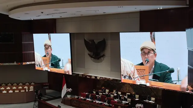 Anggota DPR dari Fraksi PKS menyampaikan soal hak angket dugaan kecurangan Pemilu 2024 pada sidang paripurna, Selasa (5/3/2024).