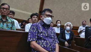 Mantan pejabat Mahkamah Agung (MA) Zarof Ricar menjalani sidang perdana dalam kasus suap hakim pembebas Gregorius Ronald Tannur. (Liputan6.com/Angga Yuniar)