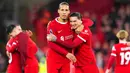 Kemenangan ini mengantar Liverpool kembali ke puncak klasemen sementara Liga Inggris 2023/2024 dengan 70 poin dari 30 pertandingan. (AP Photo/Jon Super)