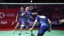 Pebulu tangkis ganda putra Jepang, Ayato Endo/Yuta Takei saat melawan pebulu tangkis ganda putra Indonesia, Leo Rolly Carnando/Daniel Marthin pada babak 32 besar Indonesia Open 2023 di Istora Senayan, Jakarta, Selasa (13/06/2023). Wakil Jepang,  Ayato Endo/Yuta Takei kalah dengan skor 21-23, 21-8, 12-21. (Bola.com/Bagaskara Lazuardi)