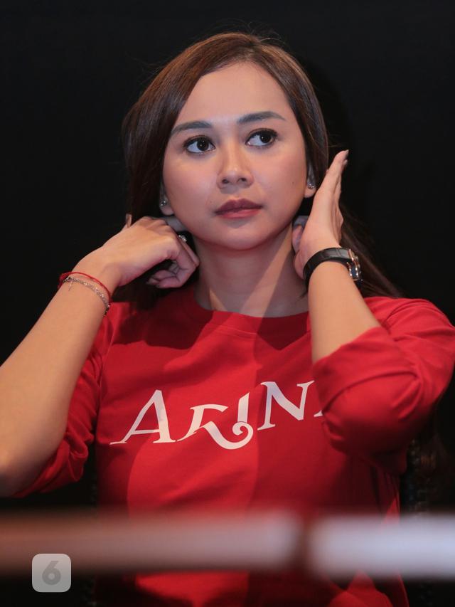  Aura  Kasih  Mengaku Takut Menikah Mengapa ShowBiz 
