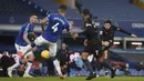 Gol terakhir Manchester City yang memastikan Everton tak berdaya lahir via Bernardo Silva pada menit ke-77.  (Foto: AP/Pool/Michael Regan)
