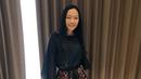 Tya Subiakto membuat publik gempar setelah dirinya menanggalkan hijabnya. Ia memutuskan melepas hijabnya setelah sang ayah menikah lagi. (Foto: instagram.com/subiakto_tya)