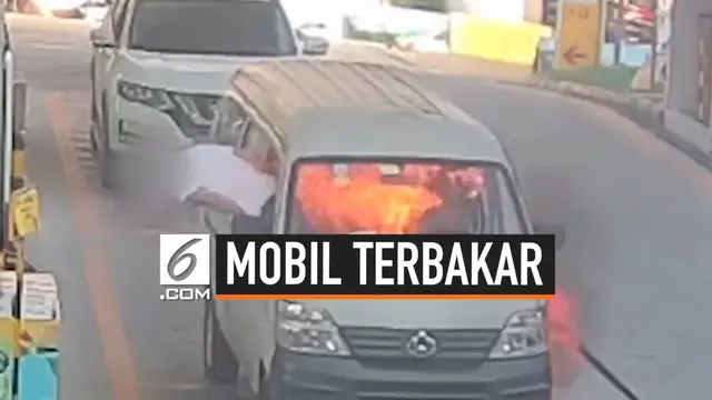 VIDEO: Detik-Detik Pengemudi Selamatkan Diri dari Kebakaran di SPBU