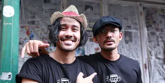 Film Filosofi Kopi kembali digarap kelanjutannya. Film garapan sutradara Angga Dwimas Sasongko itu melanjutkan dengan judul Filosofi Kopi: Ben & Jody. Film ini juga menambah dua artis baru. (Adrian Putra/Bintang.com)