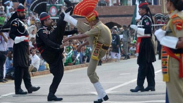 Ilustrasi India dan Pakistan