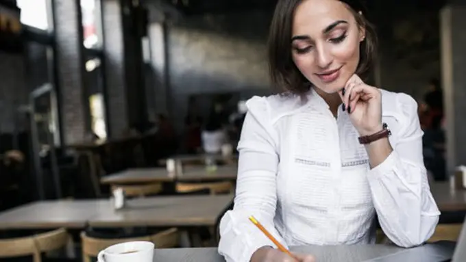 Karir/ Copyright : freepik.com/ senivpetro