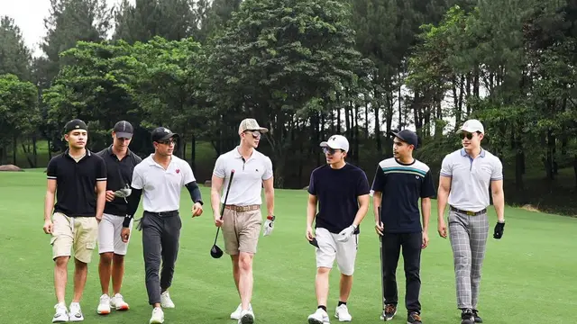 Verrell Bramasta dan Atta Halilintar Main Golf