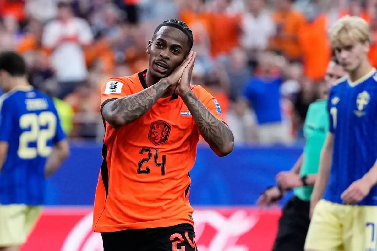 Pemain Belanda Crysencio Summerville