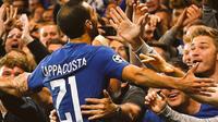 Penampilan Davide Zappacosta bersama mendapat pujian dari Antonio Conte. (doc. Chelsea FC)