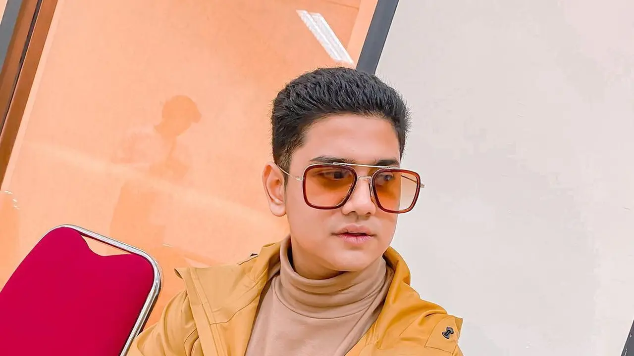 Syakir Daulay digosipkan melamar Kekeyi.