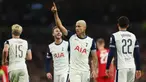 Pemain Tottenham Hotspur Richarlison (tengah) melakukan selebrasi setelah mencetak gol pembuka melalui eksekusi penalti pada lanjutan Liga Europa 2024/2025 melawan AZ Alkmaar di Stadion Tottenham di London, Kamis 24 Oktober 2024 atau Jumat 25 Oktober 2024 (AP Photo/Ian Walton)