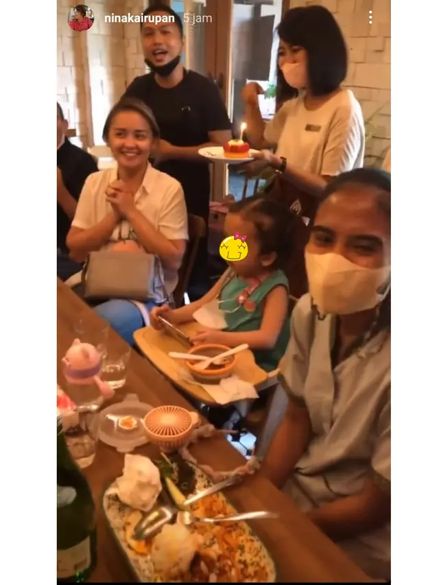 7 Momen Haru Ulang Tahun Joanna Alexandra, Peluk Erat Bantal Raditya Oloan