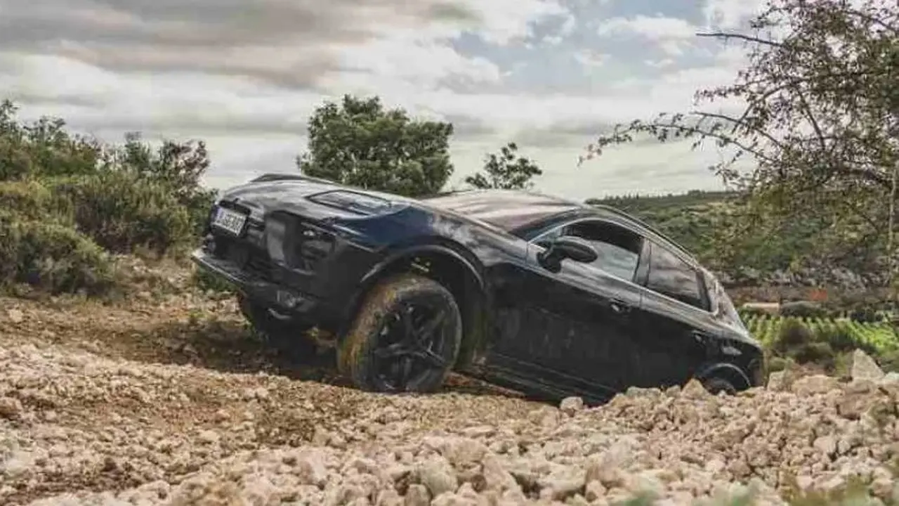 Porsche Macan EV