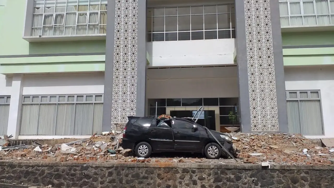 Gempa Ambon