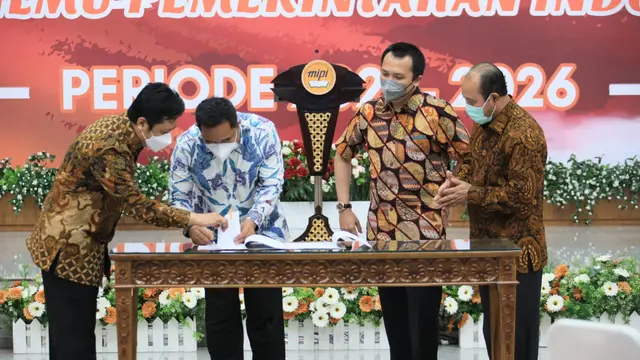 Ketua Umum MIPI Bahtiar Lantik dan Kukuhkan Dewan Pengurus Pusat Periode 2021-2026