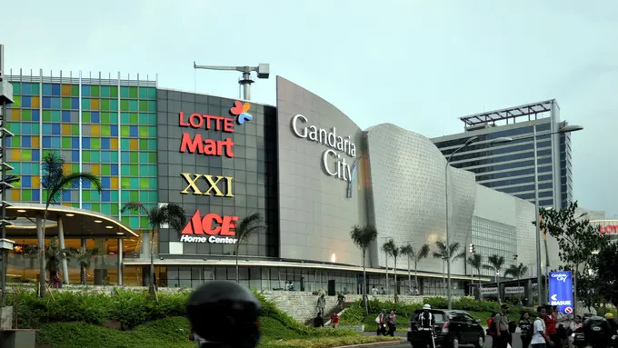 Mall Gandaria City Diteror Suara Ledakan