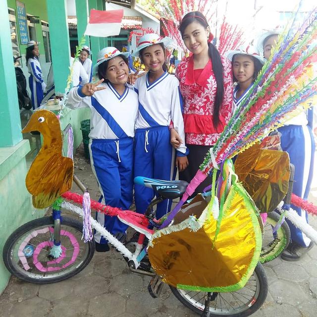 7 Potret Sepeda Hias Ramaikan Karnaval HUT RI Ini Kreatif, Ada Tank Hingga Pesawat