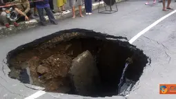 Fenomena Lubang di Jalan Sudirman Salatiga