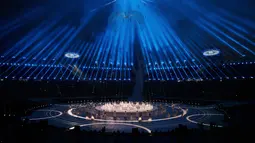 Sejumlah artis tampil dalam memeriahkan Upacara Pembukaan Paralympics 2018 di Stadion Olimpiade Pyeongchang, di Pyeongchang, Korea Selatan, (9/3). (Simon Bruty/OIS/IOC via AP)