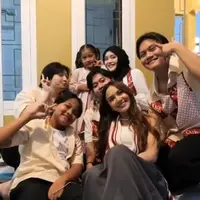Potret anak-anak Sule kunjungi Bintang (Sumber: YouTube/ Putri Delina AS)