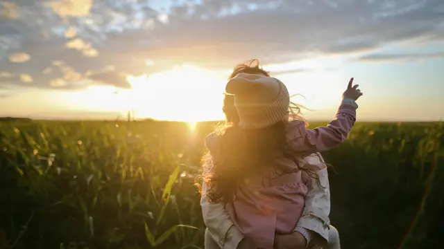 Perbedaan Hari Ibu Indonesia dan Mother's Day Dunia