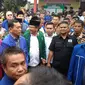 JR Saragih-Ance Daftar ke KPU Sumut. (Reza Efendi)