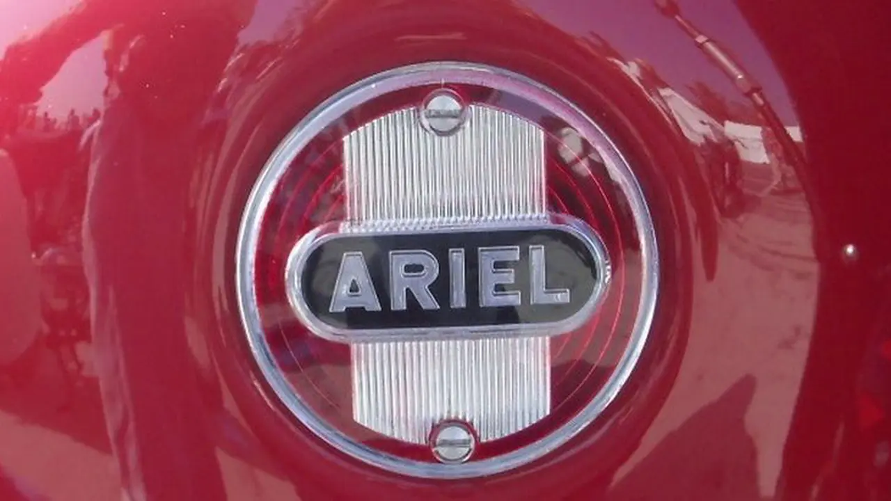 Bikin Motor, Ariel Bakal Contek Honda