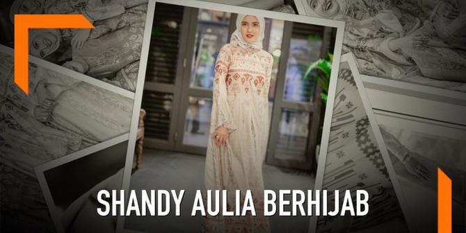 VIDEO: Shandy Aulia Berhijab di Acara Bukber Keluarga