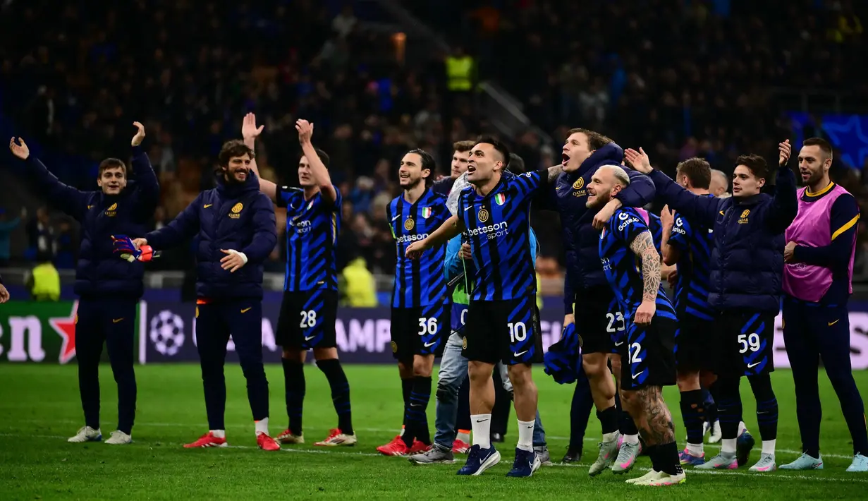 Hasil imbang 2-2 mengantar Inter Milan melaju ke semifinal Liga Champions 2024/2025. Setelah sebelumnya dalam duel leg pertama perempat final Liga Champions 2024/2025, pekan lalu, Inter berhasil meraih kemenangan 2-1. (Marco BERTORELLO/AFP)