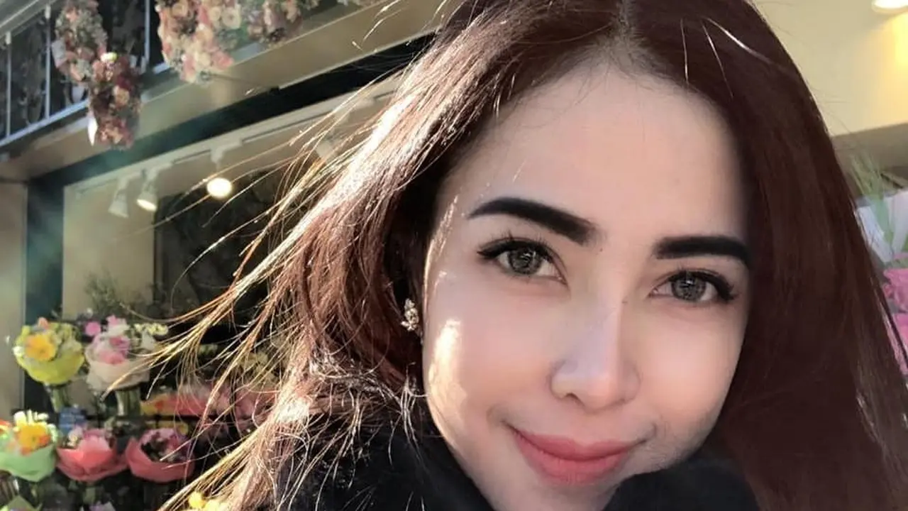 Hana Kartika, Istri Enji