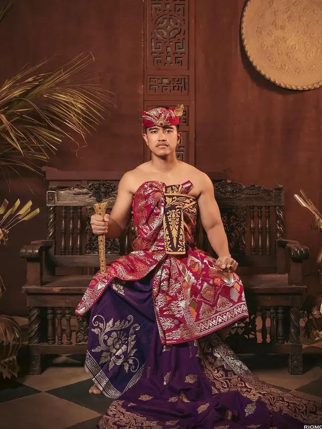 6 Potret Kaesang Pangarep dan Erina Gudono Kenakan Busana Adat Bali di Foto Prewedding Terbaru