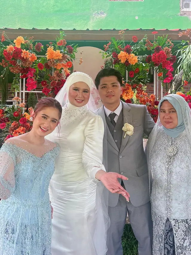 6 Potret Tissa Biani di Pernikahan Sang Kakak, Dihadiri Dul Jaelani dan El Rumi