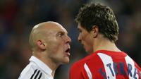Mantan pemain Real Madrid, Thomas Gravesen (kiri). (AFP/Philippe Desmazes)