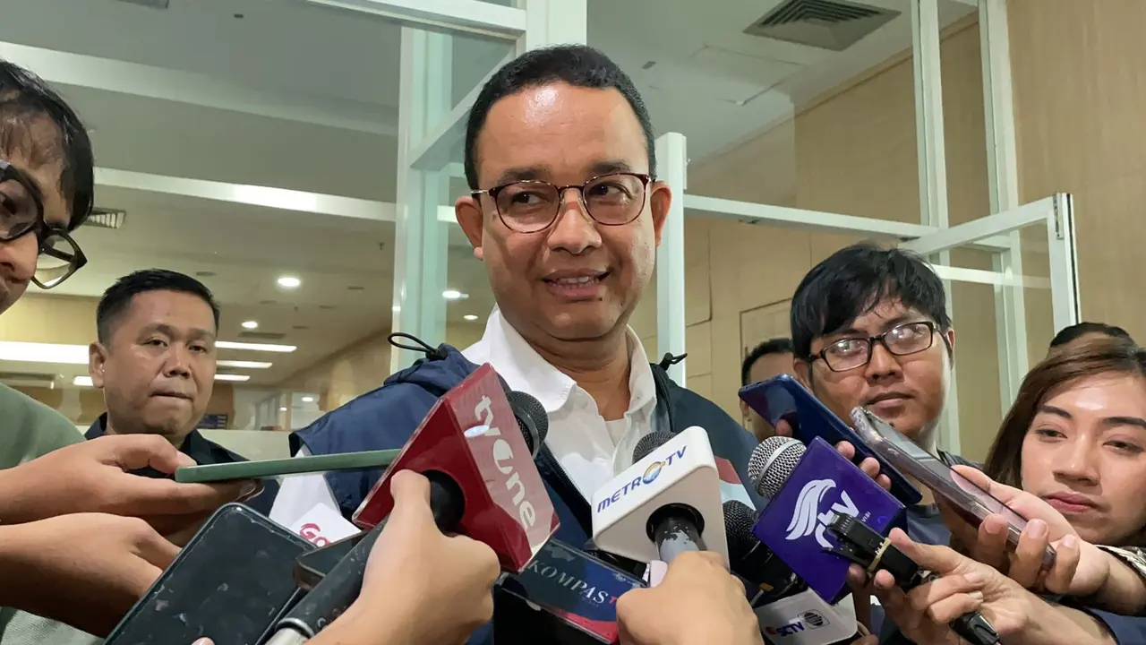 Bakal calon presiden (bacapres) Anies Baswedan rampung melaksanakan medical check up (MCU) atau memeriksa kesehatan di RSUP Fatmawati, Jakarta Selatan, Selasa (17/10/2023).