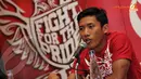 Sebagai pemain timnas, Ahmad Bustomi menegaskan persiapan Timnas Indonesia untuk bertandang melawan Cina pada 15 November 2013 sudah cukup baik dan maksimal  (Liputan6.com/ Helmi Fithriansyah)