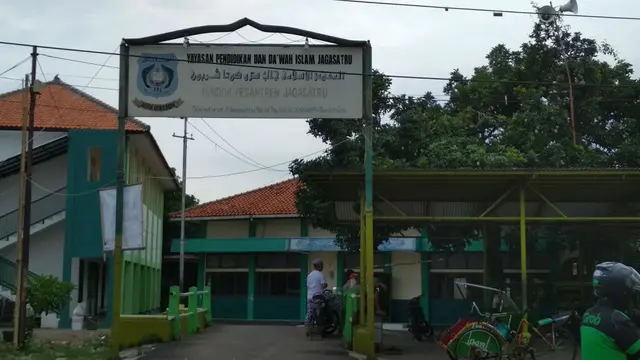 Kisah Ayip Muh Ulama Cirebon Yang Dekat Dengan Masyarakat