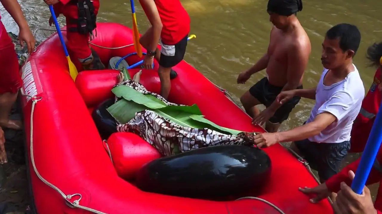 jenazah perempuan di Kali Ciliwung, Depok