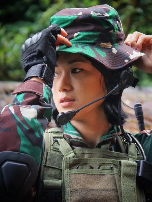 10 film bioskop terlaris tahun 2017 akan memperebutkan penghargaan untuk 15 kategori dalam ajang tahunan IBOMA. Terlihat beberapa selebriti dan orang biasa dibelakang layar menjadi juri ajang yang sudah masuk tahun ketiga ini. (Instagram/prisiaAlright.)