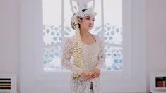 Dalam unggahan di akun Instagram, Dinda Kirana tampak melangsungkan 'pernikahan' dengan Jonathan Frizzy. Dirinya tampil begitu anggun dengan kebaya putih. (Liputan6.com/IG/@dindakirana.s)