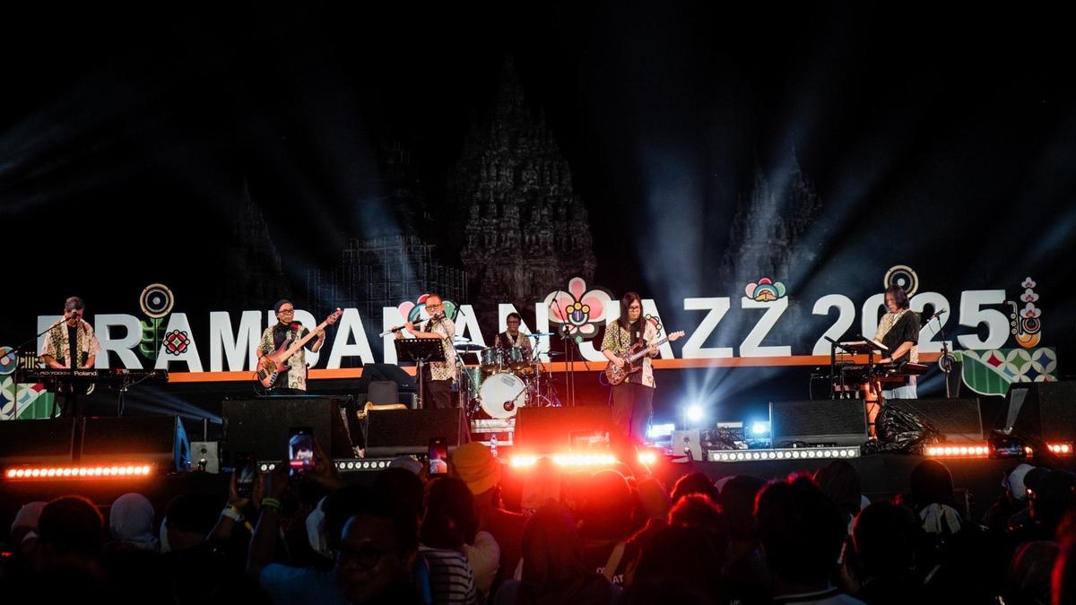 InJourney Sukses Hadirkan Harmoni Musik &amp; Budaya, Prambanan Jazz Festival 2025 Cetak Rekor 76 Ribu Penonton