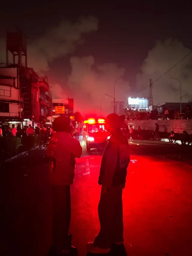 7 Potret Zaskia Adya Mecca jadi relawan medis saat aksi demo Jakarta