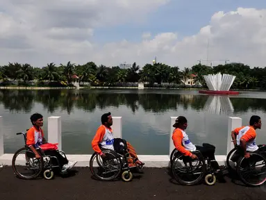 Sejumlah penyandang disabilitas menghadiri acara peringatan Hari Disabilitas Internasional, Jakarta, Rabu (10/12/2014). (Liputan6.com/Johan Tallo)
