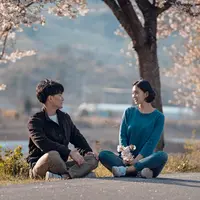 ilustrasi pasangan/Photo by Ori Song on Unsplash