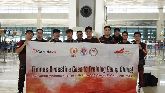 Timnas Esports Indonesia di nomor CrossFire sebelum keberangkatan ke Hangzhou, Tiongkok untuk pelatihan jelang SEA Games 2023 Kamboja (PBESI)