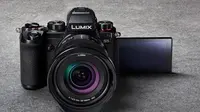 Lumix S5, Kamera Full Frame untuk Konten Kreator dan Sinematografer